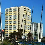 Strandhochhaus Sa05 شقة